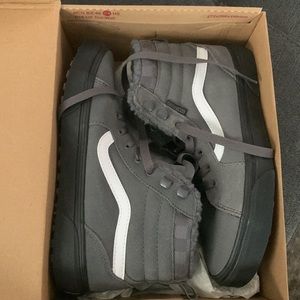 Filmore HI Vans size 4 youth